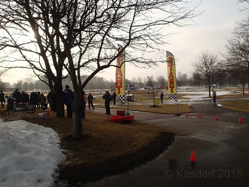 2015-03-14 2015-03-14 Pi 5K 006.JPG - The first (only) Pi run on 3.14.15 at 9:26.53 am... with PIE!
